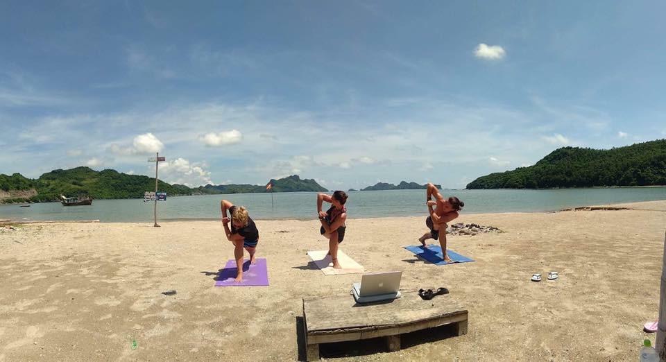 Woodstock Beach Camp Hien Hao Eksteriør bilde